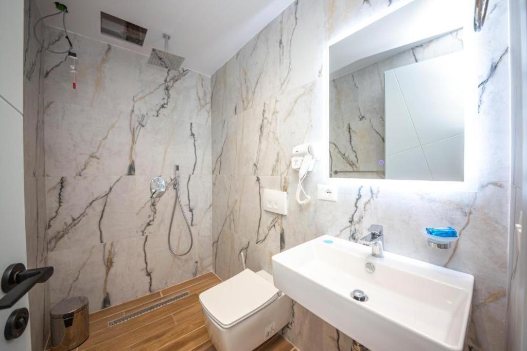 Hesperus Hotel โอริคูม ภายนอก รูปภาพ