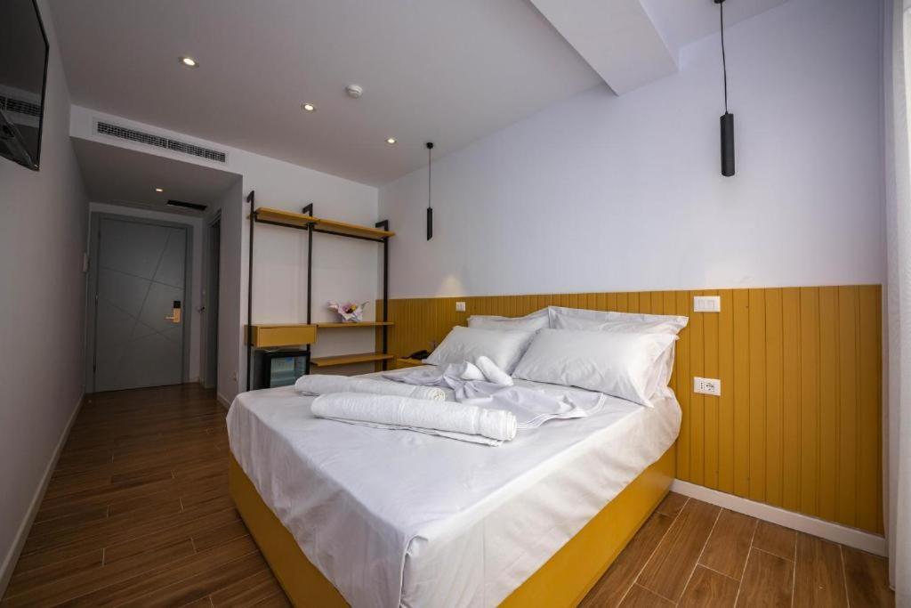 Hesperus Hotel โอริคูม ภายนอก รูปภาพ