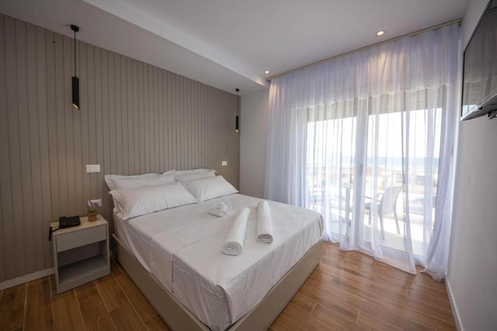Hesperus Hotel โอริคูม ภายนอก รูปภาพ