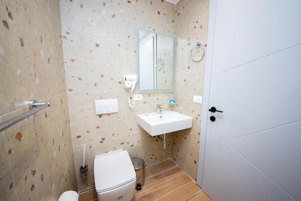 Hesperus Hotel โอริคูม ภายนอก รูปภาพ
